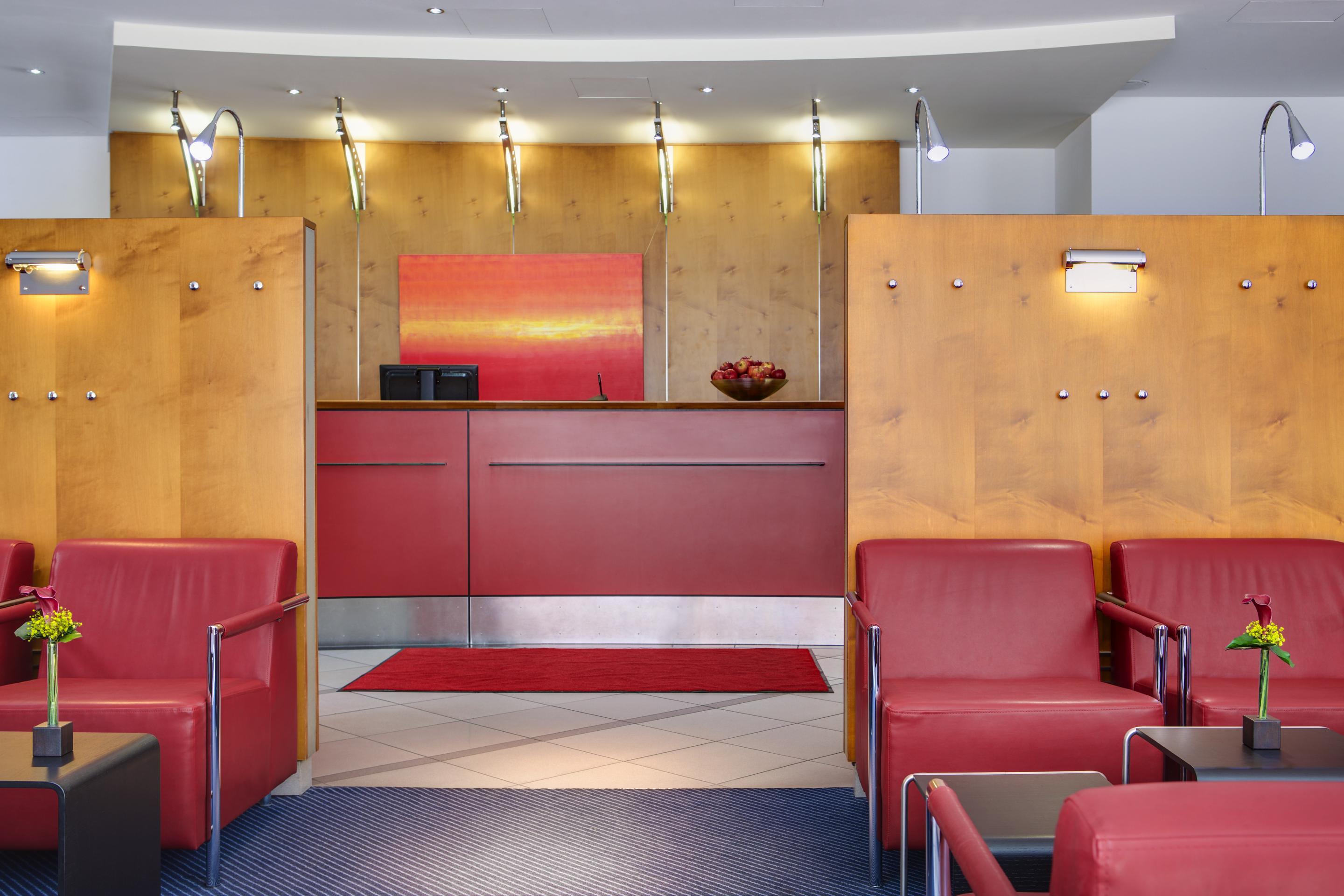 Intercityhotel 3*