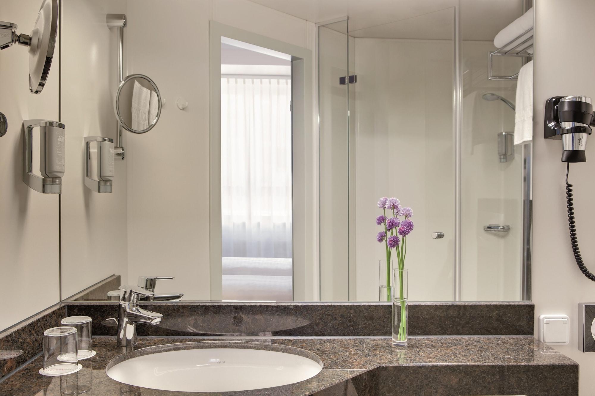 Hotel Intercityhotel 3*