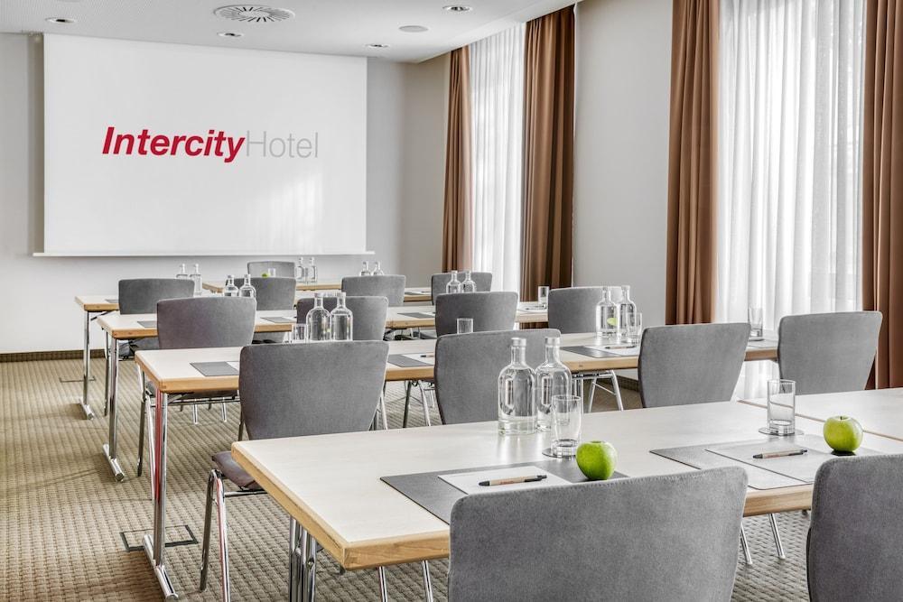 Intercityhotel Hotel