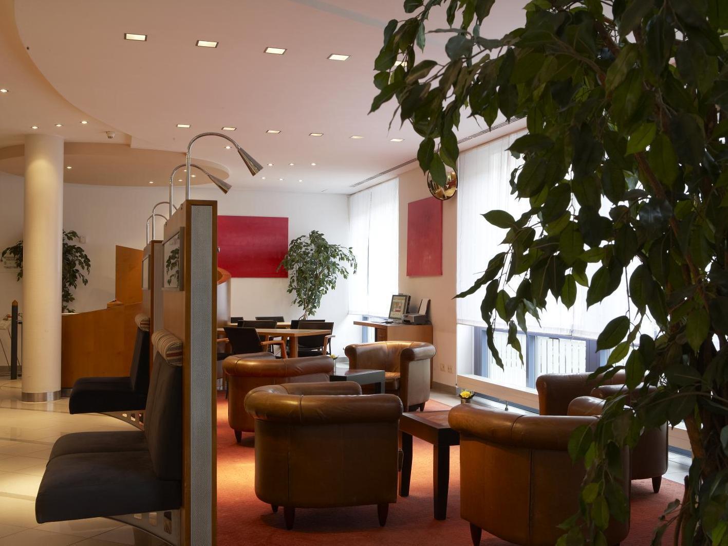 Intercityhotel 3*
